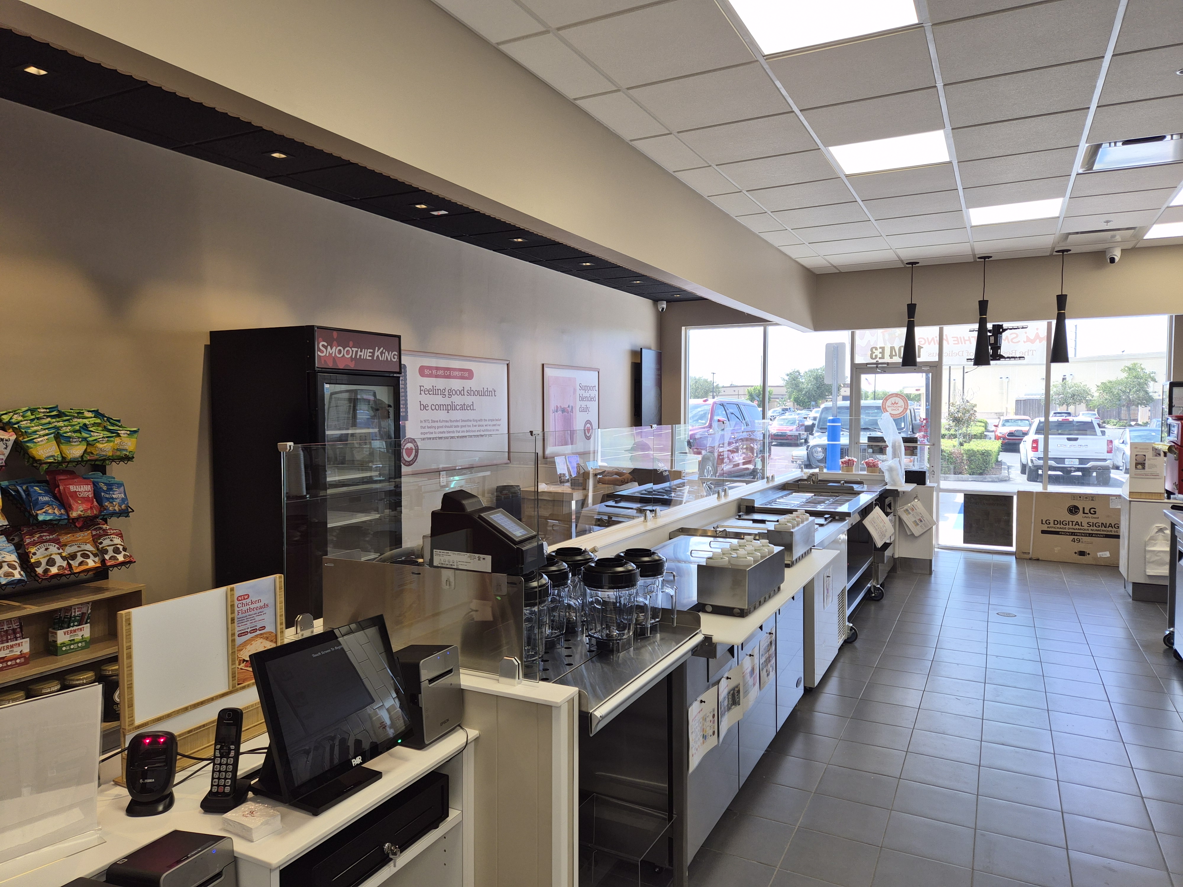 Smoothie King Port Charlotte completed commercial restaurant interior by JJ Builders